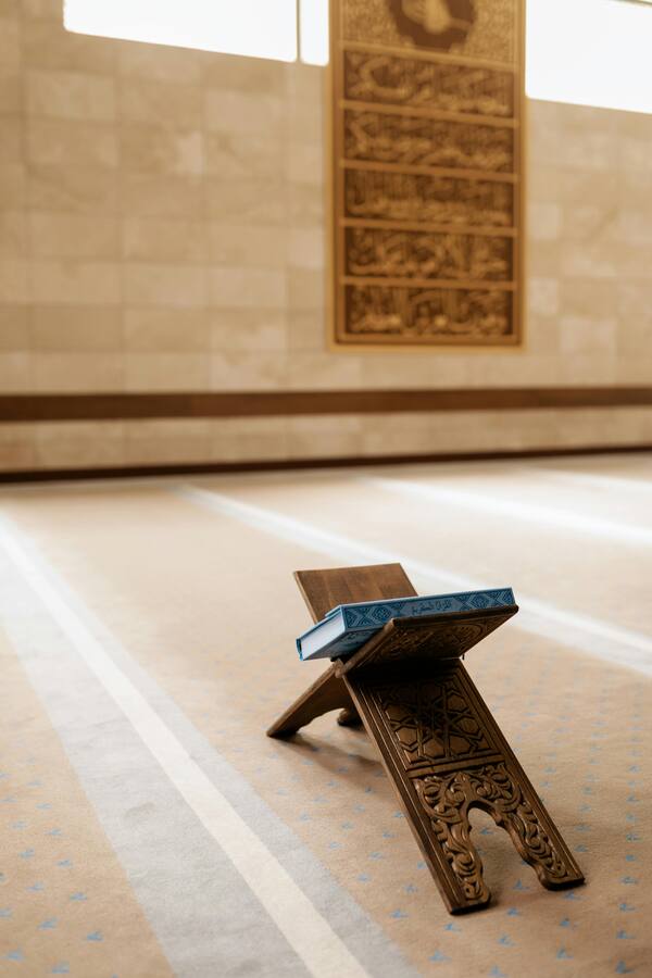 Koranständer in der Moschee